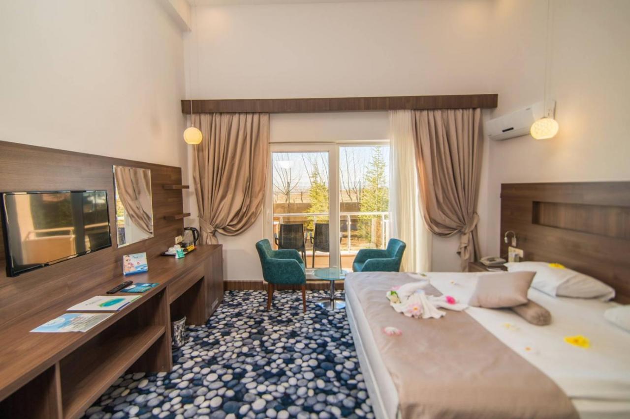 Sandikli Thermal Park Hotel Bagian luar foto